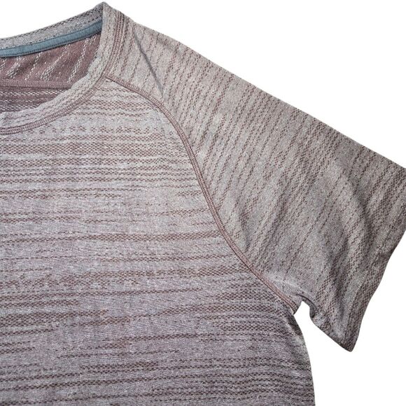 Men's Athletic Tee Berry Color Size XL - Picture 2 of 7